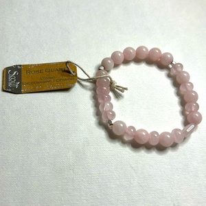 NWT, Glass beaded bracelet with Rose Quartz.